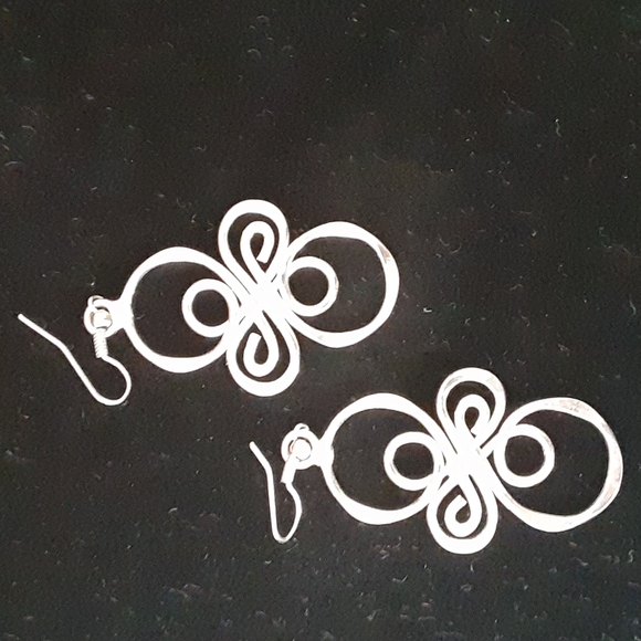 ♦️Unavailable/IncludedAs Part of Bundle Unique Scroll Earings - Picture 3 of 4